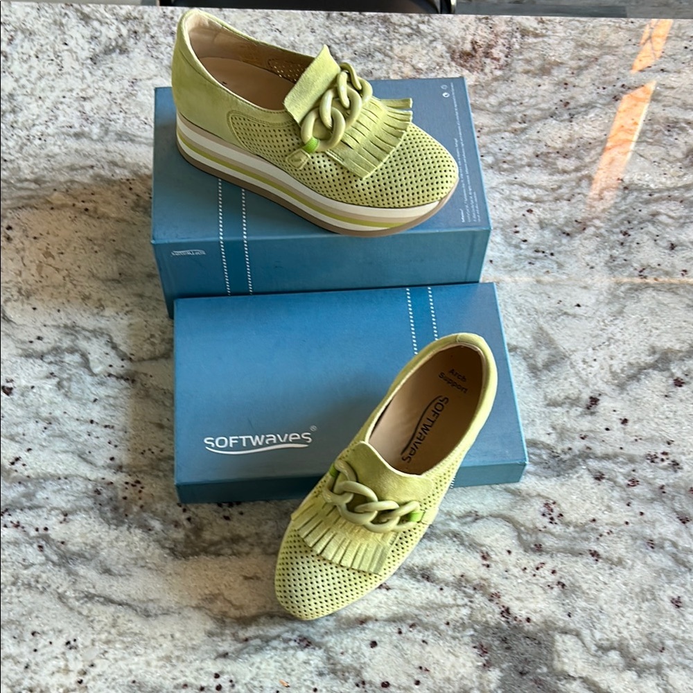 Women's Green Loafers